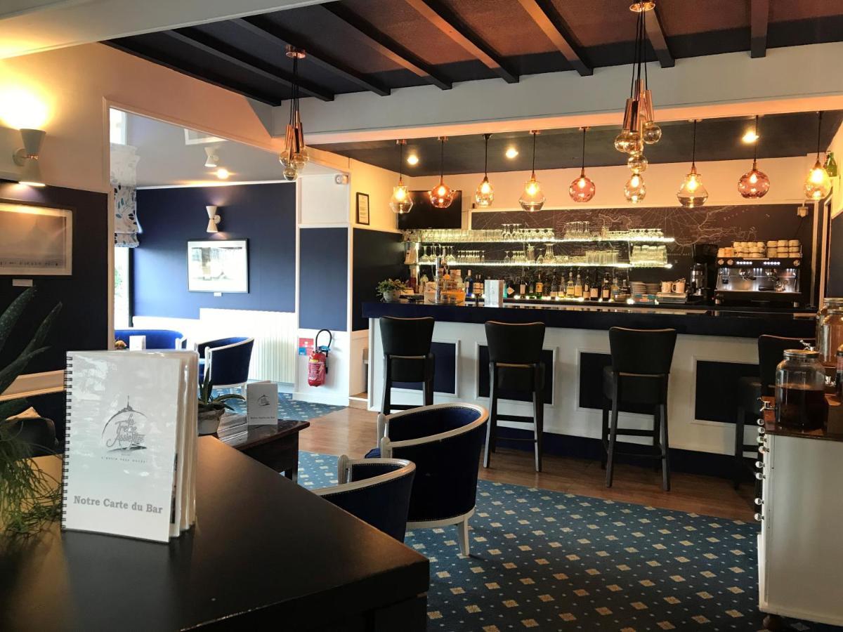 Hotel Restaurant Les 13 Assiettes Le Val-Saint-Pere Экстерьер фото